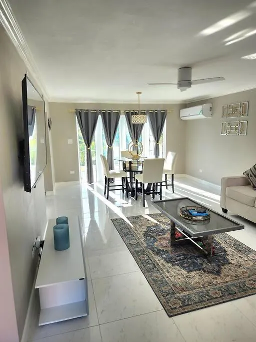 Holiday home Modern Luxury 2-Bedroom 2.5-Bathroom Townhouse Negril Jamaica