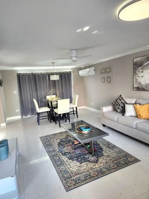 Dom wakacyjny Modern Luxury 2-Bedroom 2.5-Bathroom Townhouse Negril