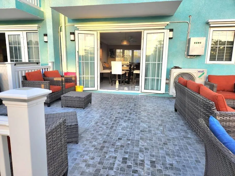 Modern Luxury 2-Bedroom 2.5-Bathroom Townhouse Negril