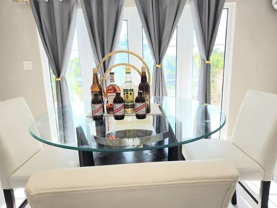Modern Luxury 2-Bedroom 2.5-Bathroom Townhouse Negril Jamaica