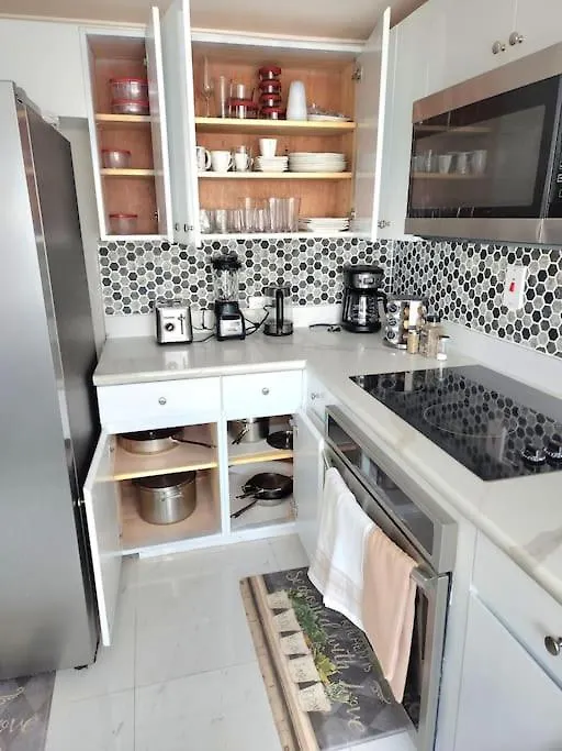 Modern Luxury 2-Bedroom 2.5-Bathroom Townhouse Negril 0*,