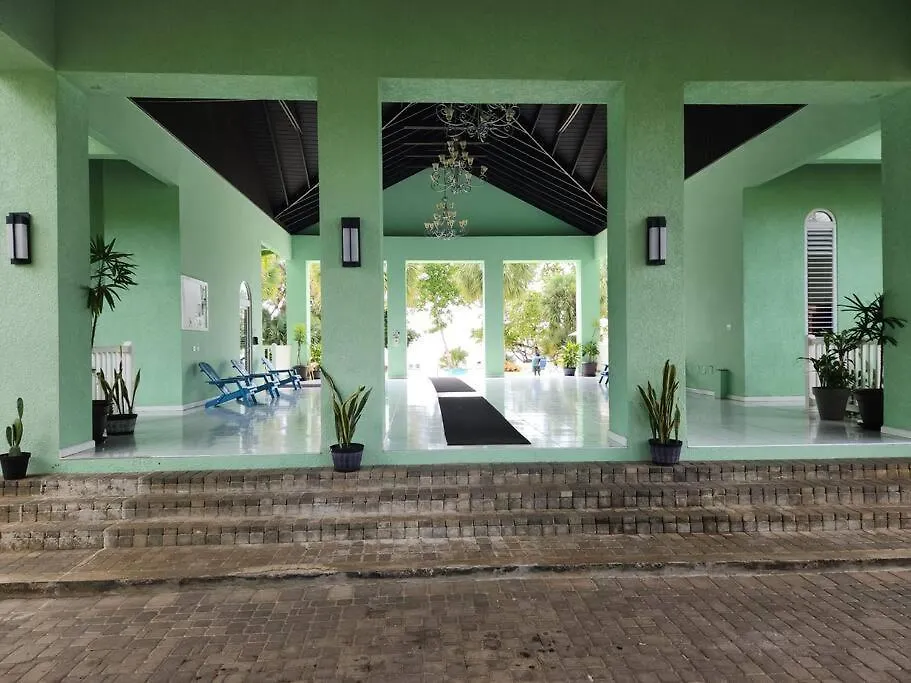 Modern Luxury 2-Bedroom 2.5-Bathroom Townhouse Negril